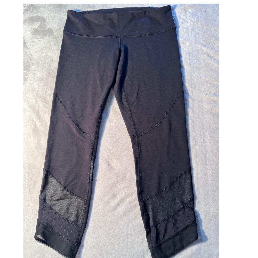 Lululemon Black Mesh Panel Crop Leggings Womens Size 6 Athletic Yoga Pants